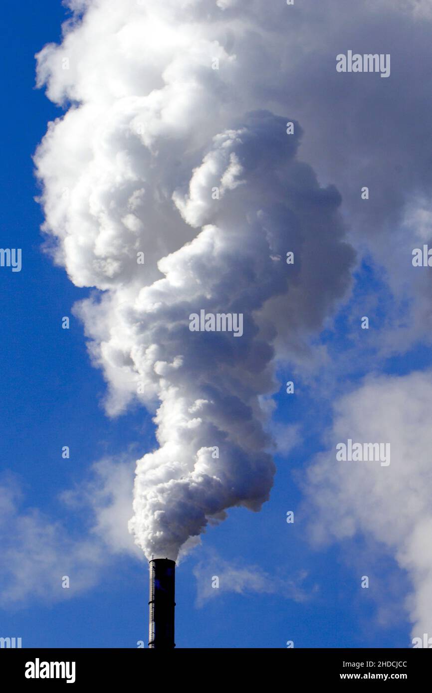Rauchender Schlot, Kraftwerk, Schadstoffausstoss, Stock Photo