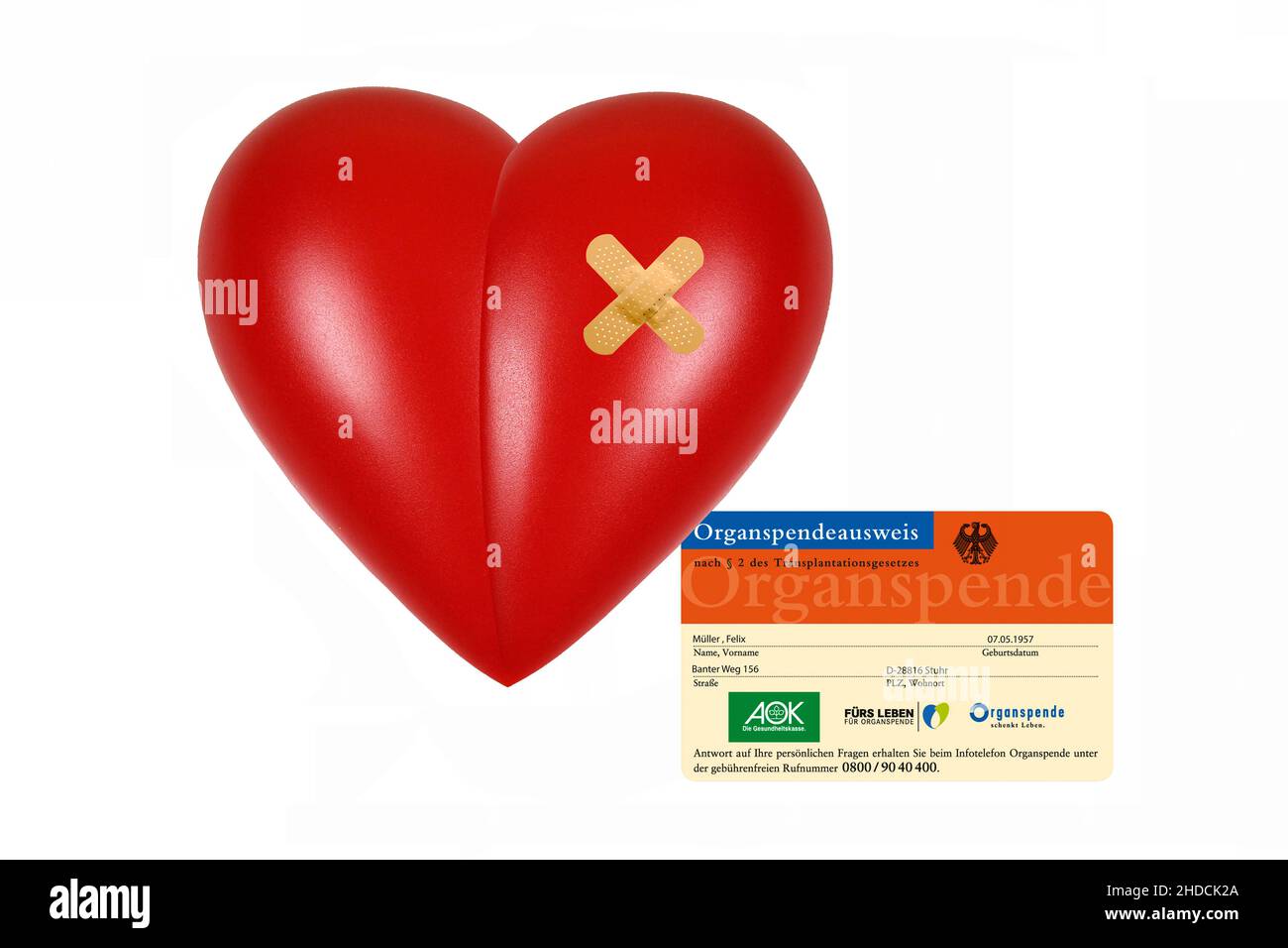 Rotes Herz, Organ, Gesundheit, Körperteil, Pflaster, Organspendeausweis, Operiertes Herz, Operation, Stock Photo