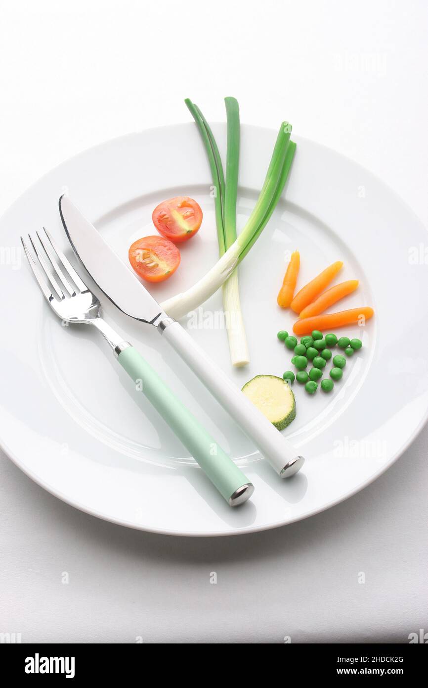 Gemüseteller, Lauch, Erbsen, Tiomaten, Karotten, Gurken, Stock Photo