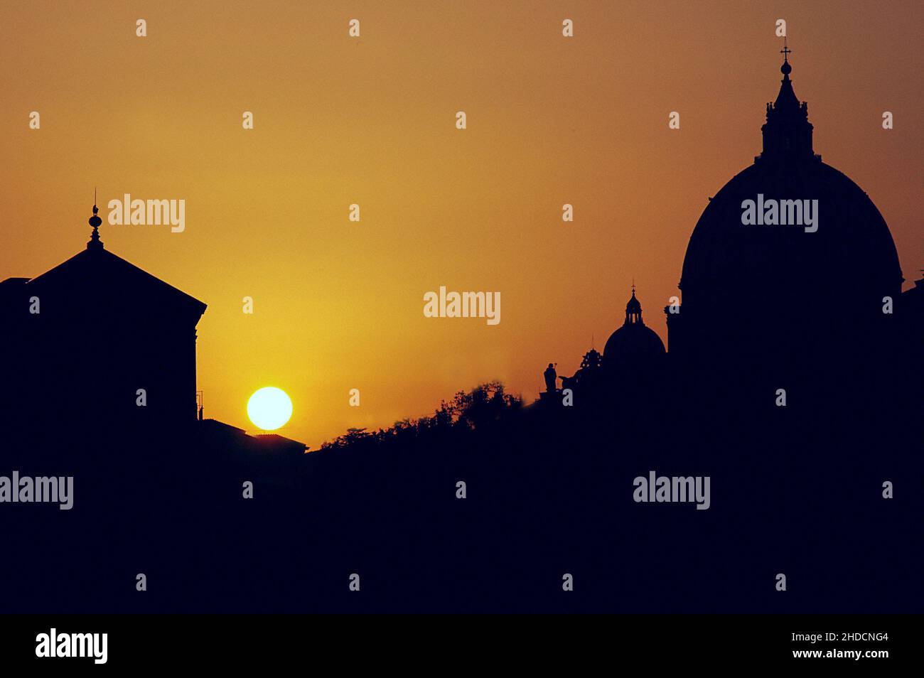 Italien Rom Petersdom im Vatikan, Nachtaufnahme, Beleuchtung, Stock Photo