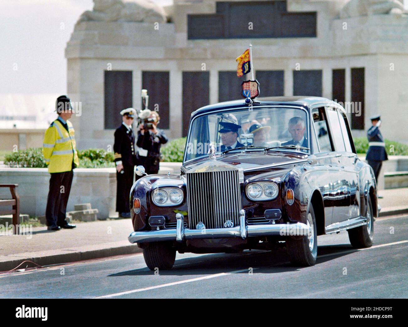 HM Queen Elizabeth arrives at Southsea Common on June 5th 1994 for the Drum Head Service commemorating the 50th anniversary of  the D-Day Normandy landings, Southsea, Portsmouth, Hampshire, England, UK. Stock Photo