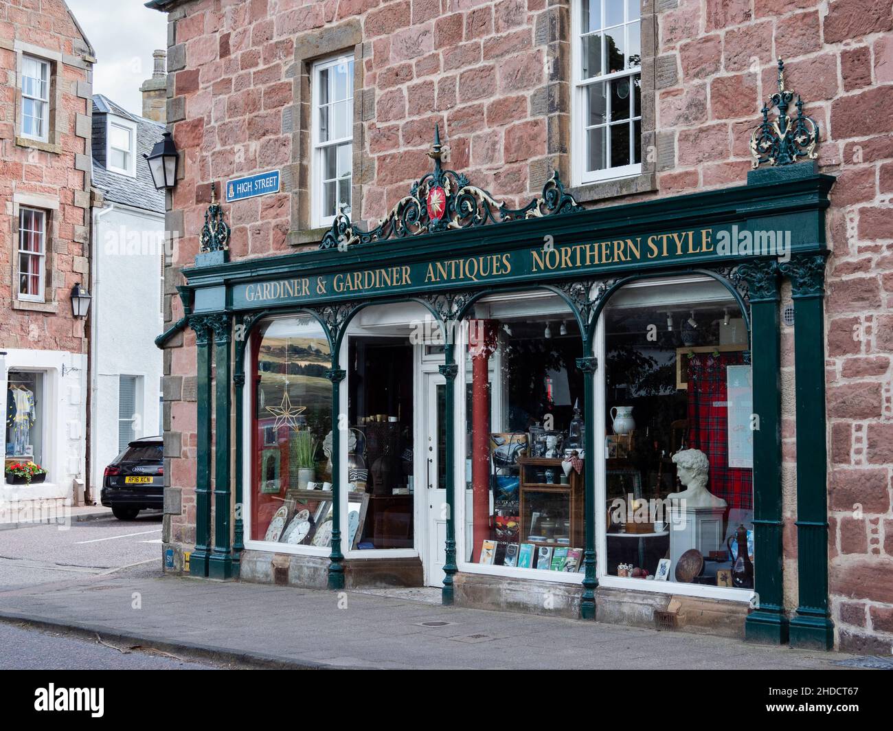 Antique shop in the High Street, Cromarty, Black Isle, Scotland Stock Photo