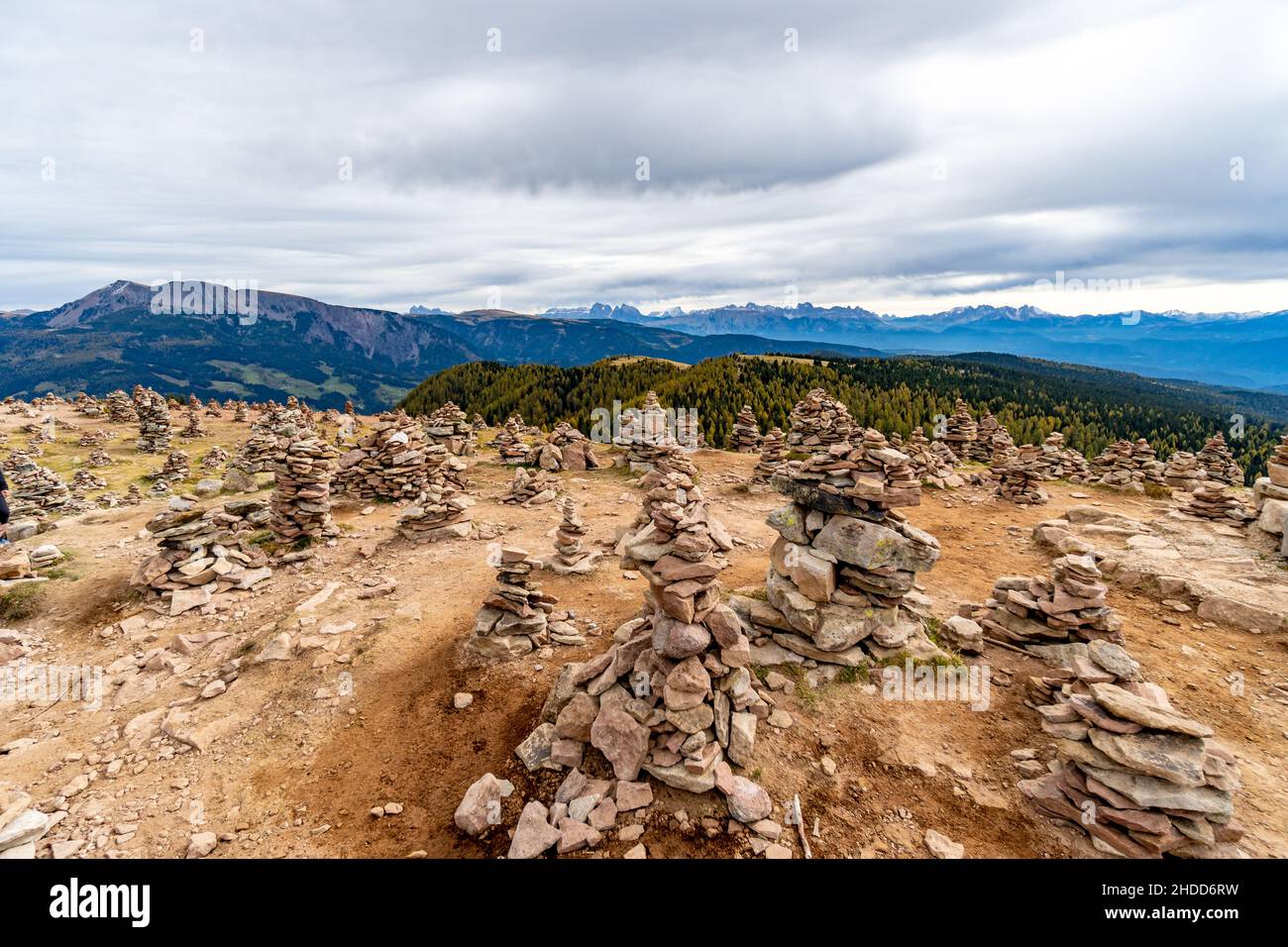 Beautiful view italian alps hi-res stock photography and images - Alamy