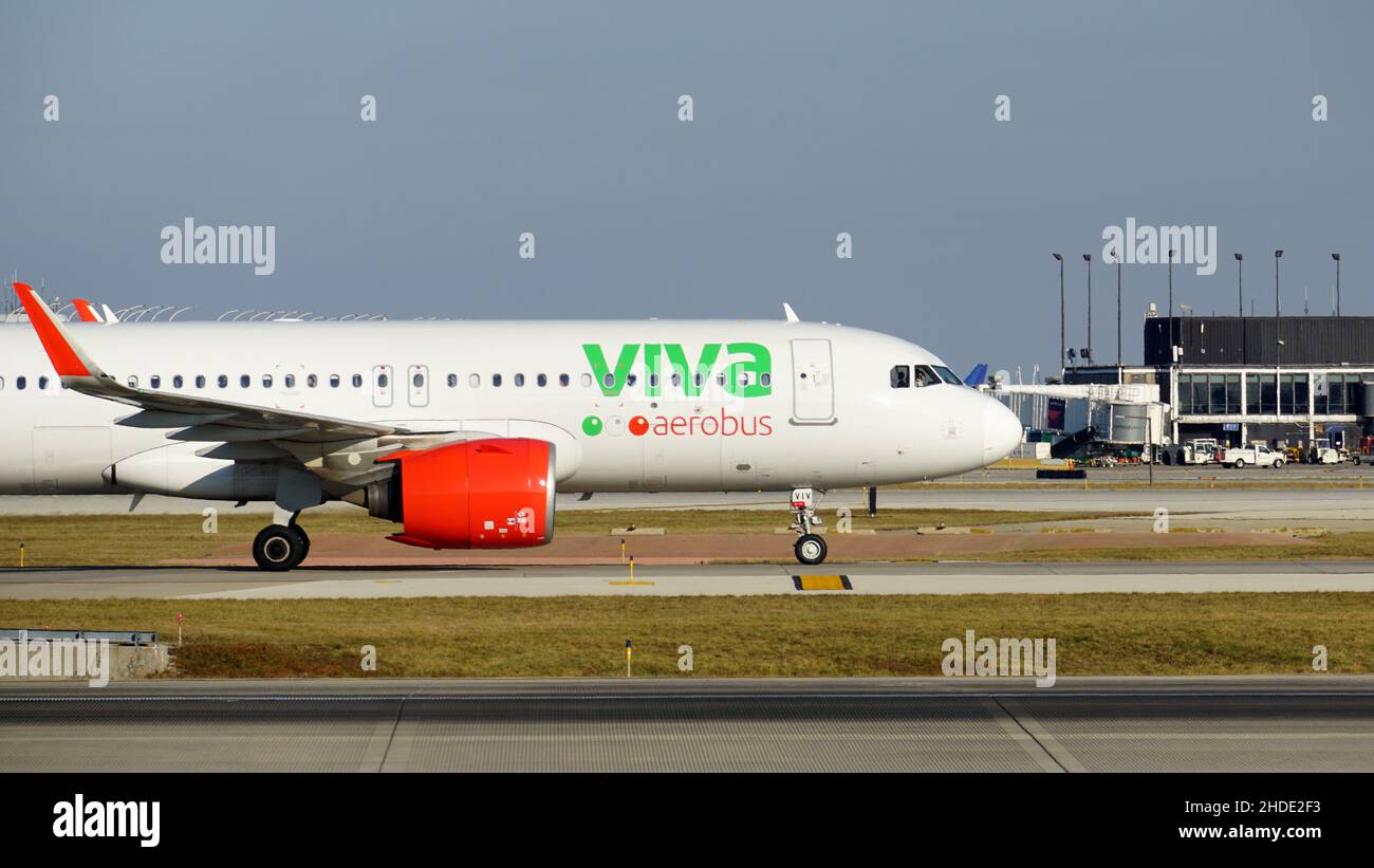 Viva Aerobus Airbus A320 taxis on the runway after landing at Chicago O'Hare. Viva is a low-cost carrier from Mexico. Stock Photo