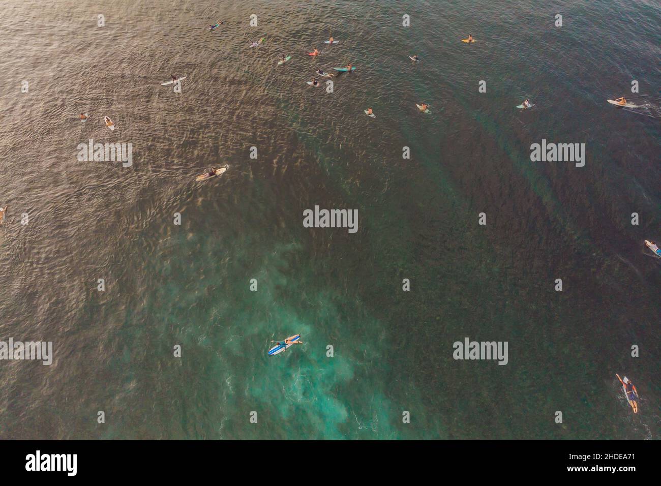 Aerial view surfers barrel wave hi-res stock photography and images - Alamy