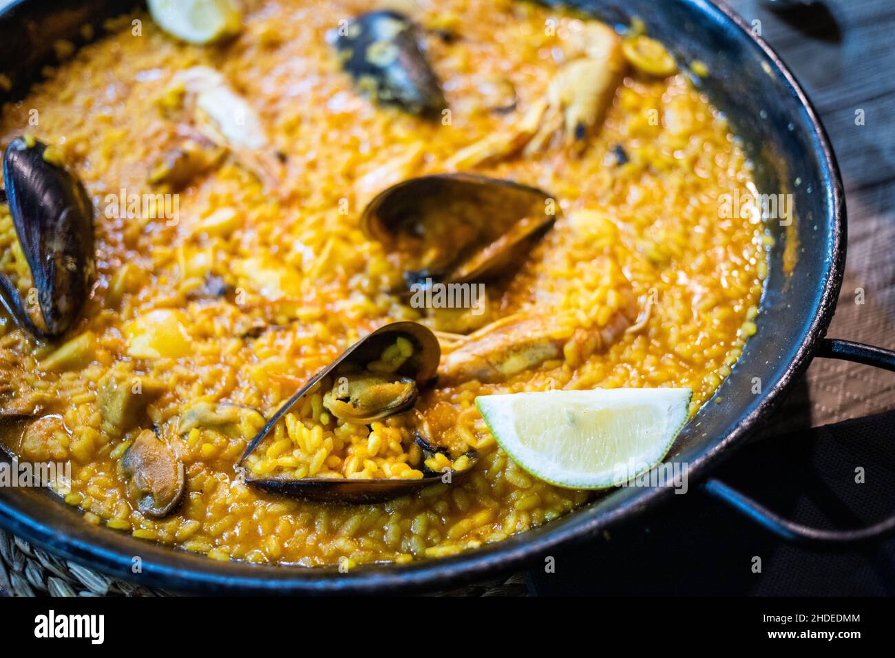 seafood paella traditional Spanish dish Stock Photo Alamy
