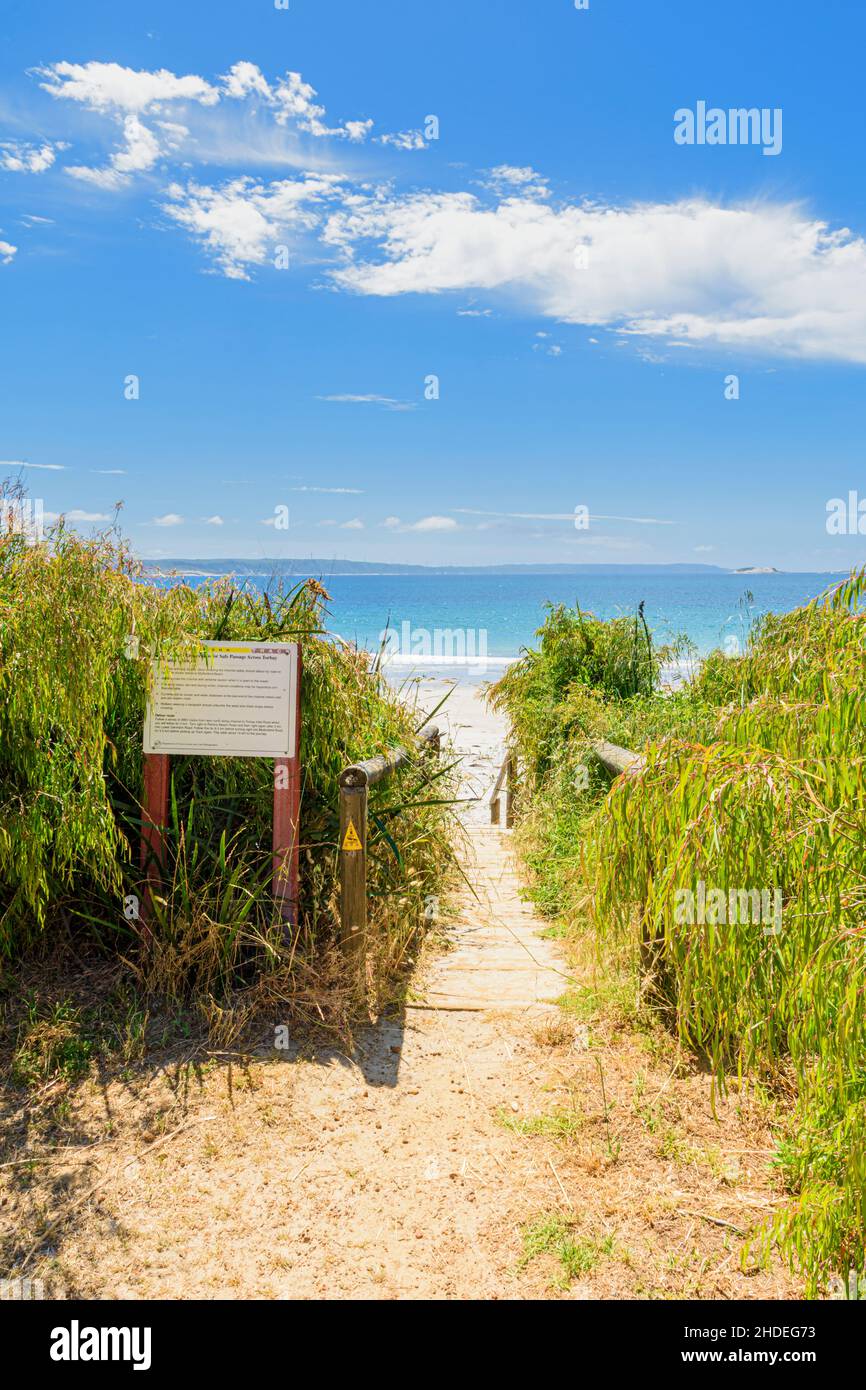 Information board on the Bibbulmun Track leading to Cosy Corner Beach, Torbay, Albany, Western Australia, Australia Stock Photo