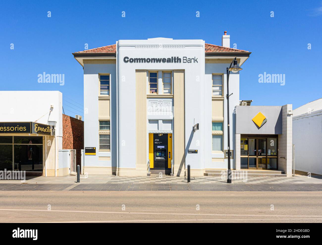 Commonwealth Bank building in Interwar Art Deco style town of Katanning, Western Australia, Australia Stock Photo