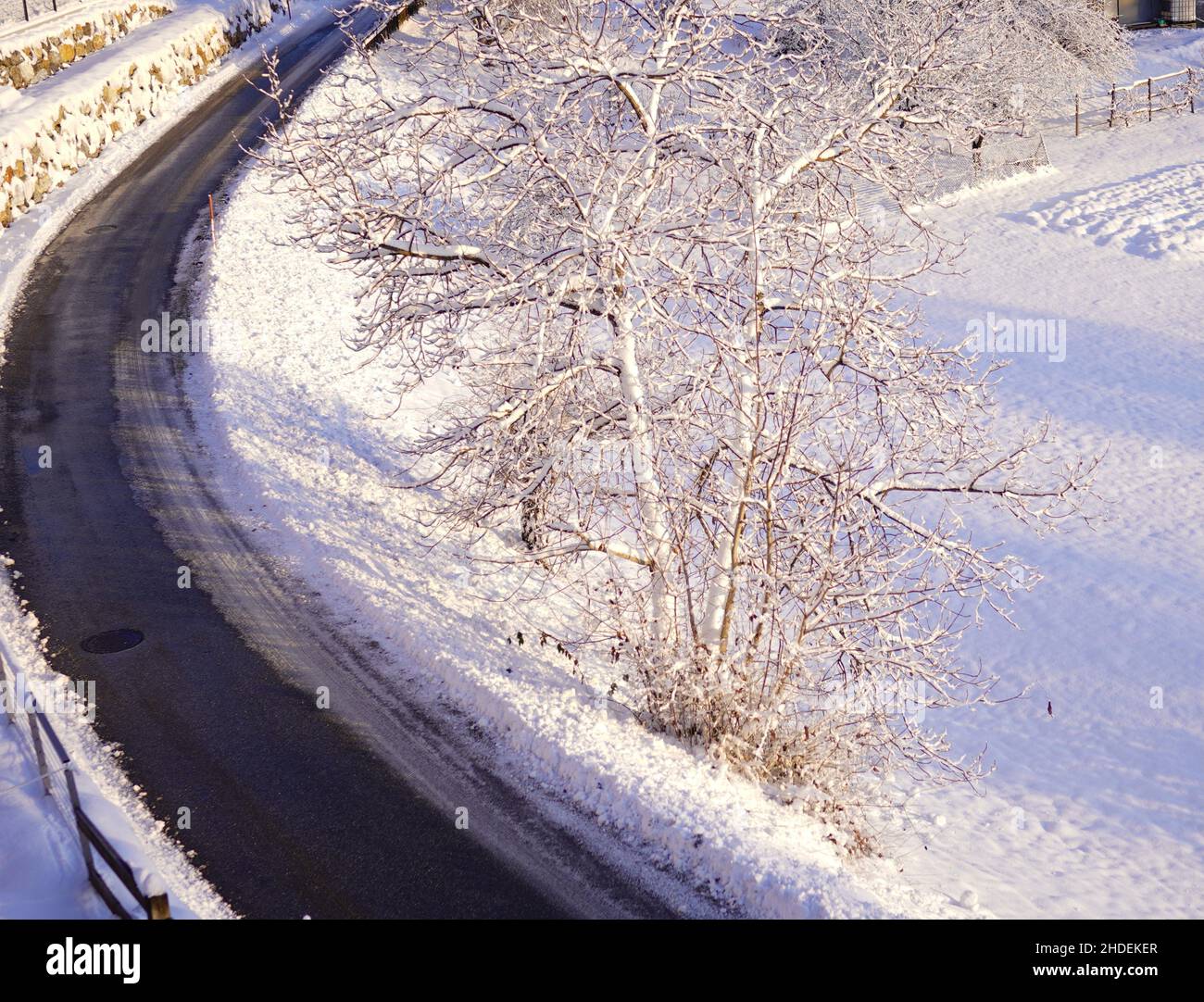 Top view snowy country hi-res stock photography and images - Alamy