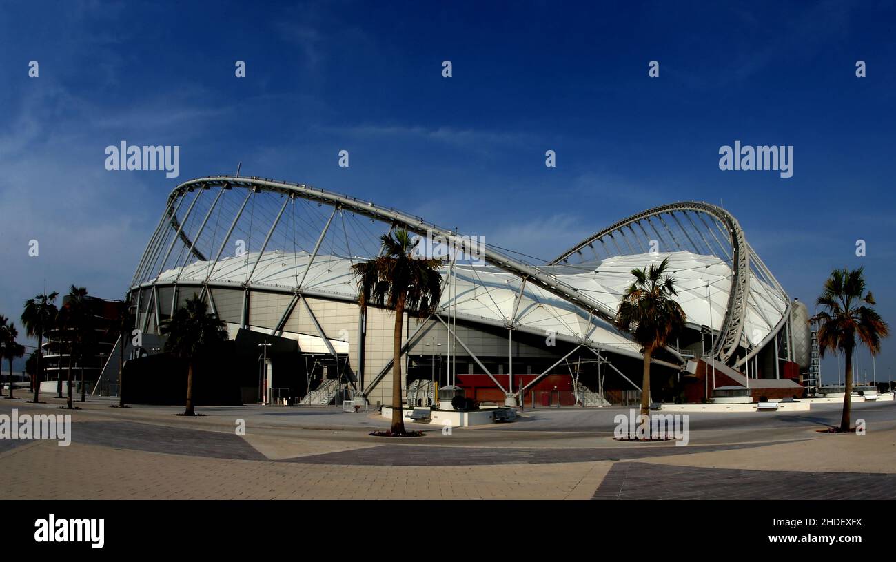 General view outside the Khalifa Stadium in Doha, Qatar. Taken in the build up to the 2022 FIFA World Cup. Photo by MB Media 14/12/2021 Stock Photo