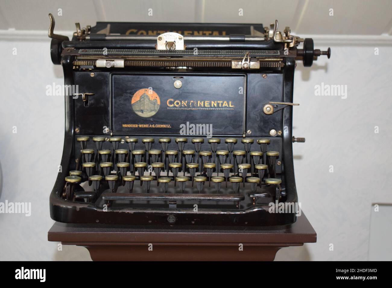 ancient typewriter form the 1920s Stock Photo Alamy