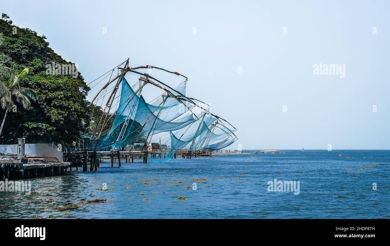 Chinese fishing nets at Fortkochi Stock Photo Alamy