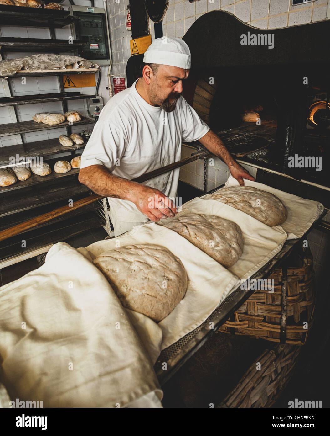 bakery, baker, yeast bread, bakeries, cake shop, bakers Stock Photo Alamy