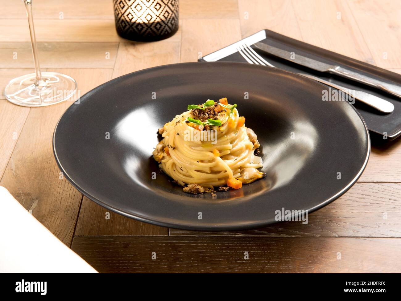 seafood, truffle mushroom, pasta dish, veneridae, linguine, seafoods