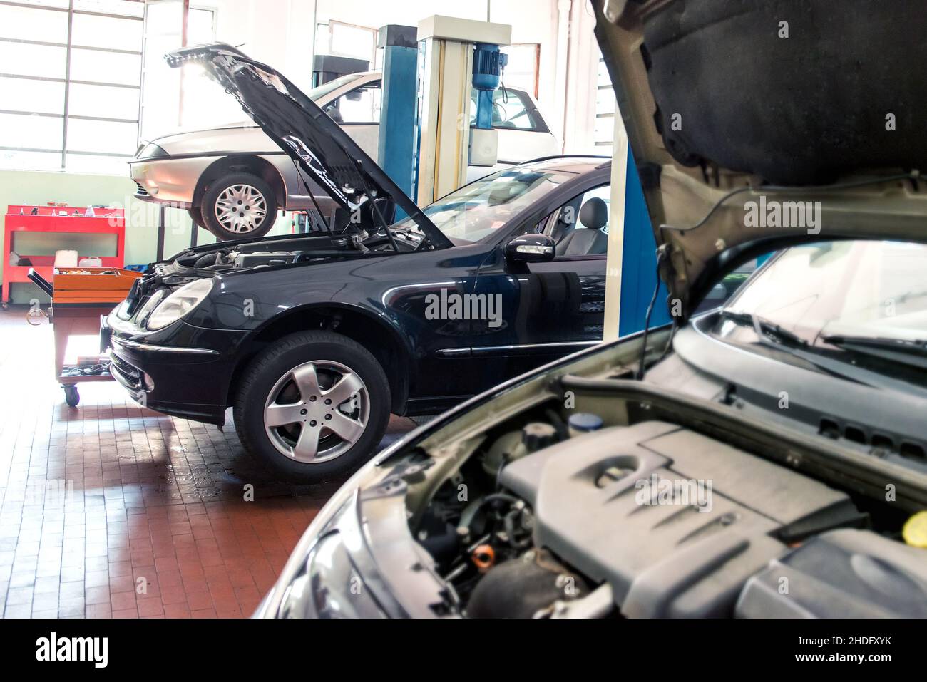 repair, maintenance, garage, repairs, maintenances, carport, carports, garages Stock Photo Alamy