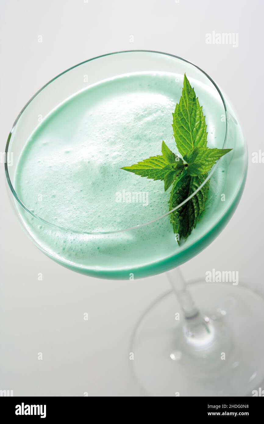 mixed beverage, liqueur, peppermint cream liqueur, mixed beverages, liqueurs Stock Photo Alamy