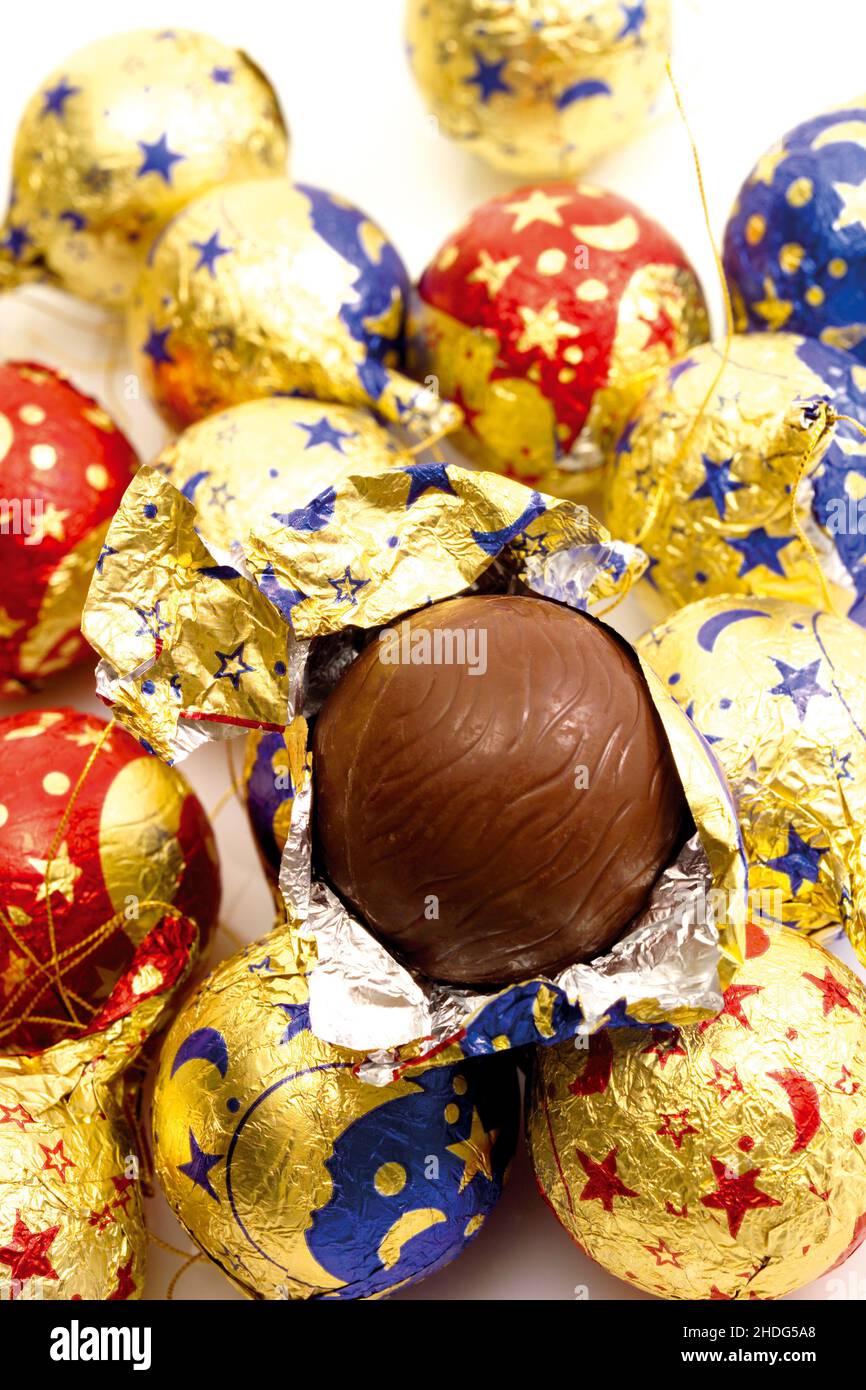 Christmas Chocolate Christmas Chocolates Stock Photo Alamy christmas-chocolate-christmas-chocolates-stock-photo-alamy