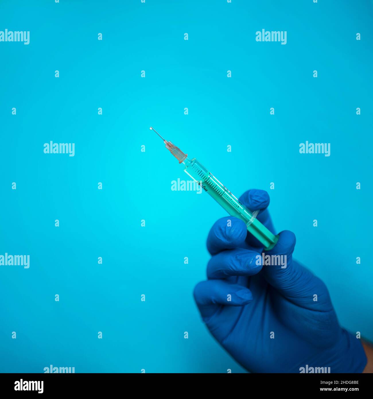 Syringe Injected syringe, injection, vaccination, syringes, injections, vaccinations ...
