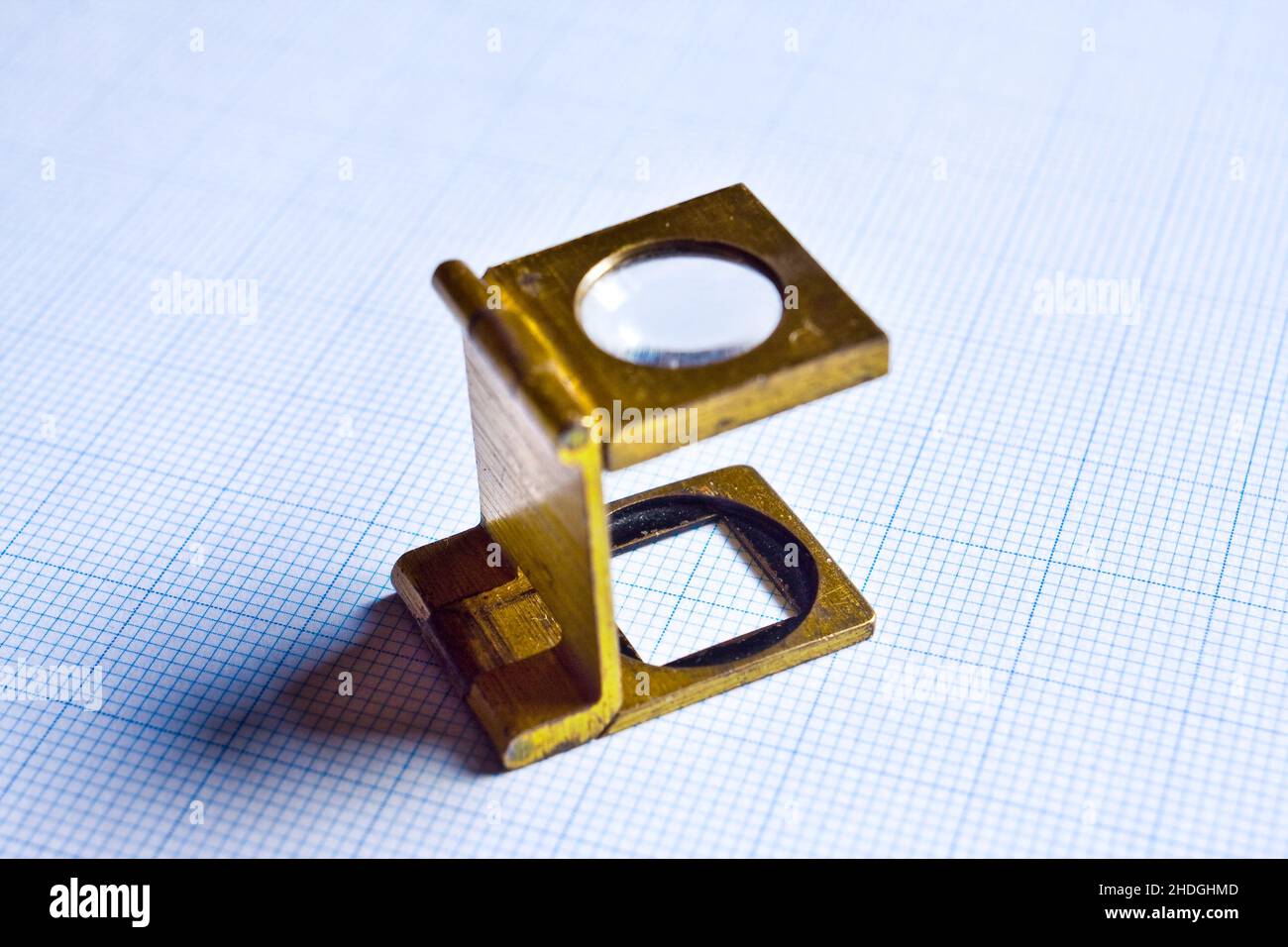 linen tester, tuck lupe, linen testers, magnifying glass Stock Photo