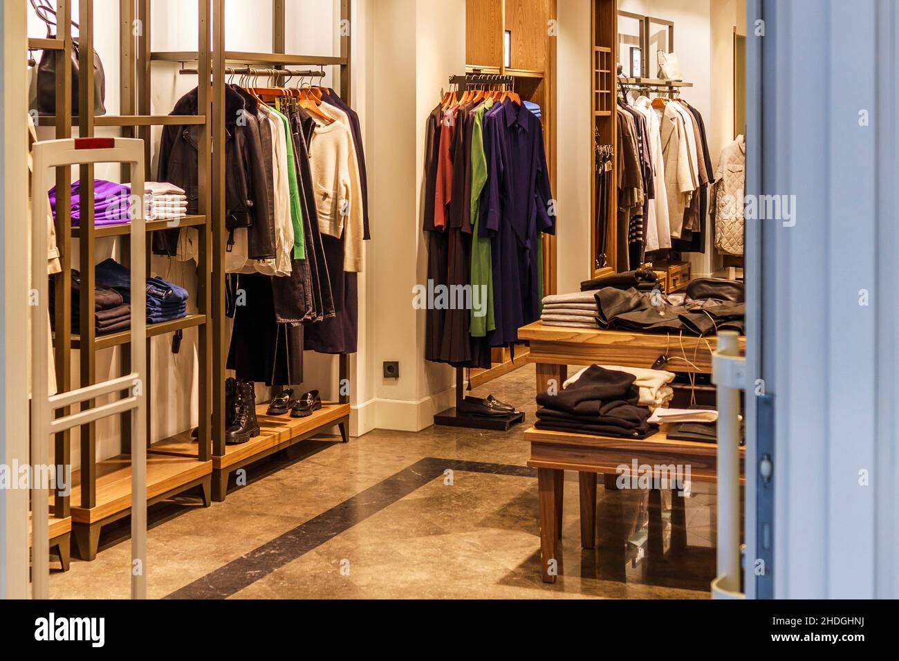 Modern Cloth Shop Interior High Resolution Stock Photography and Images -  Alamy
