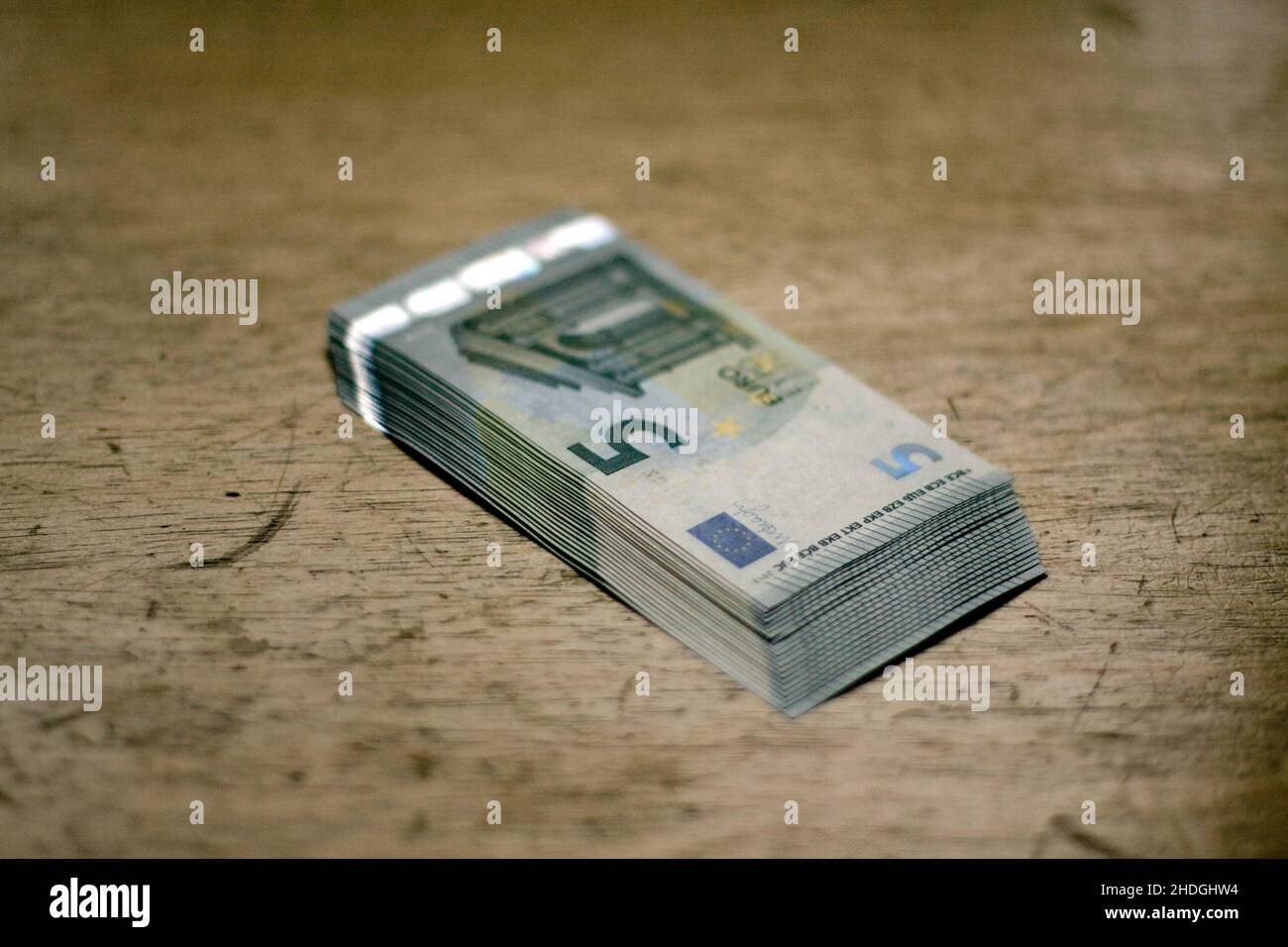 banknote, 5 euro, bank notes, banknotes, five euro Stock Photo - Alamy
