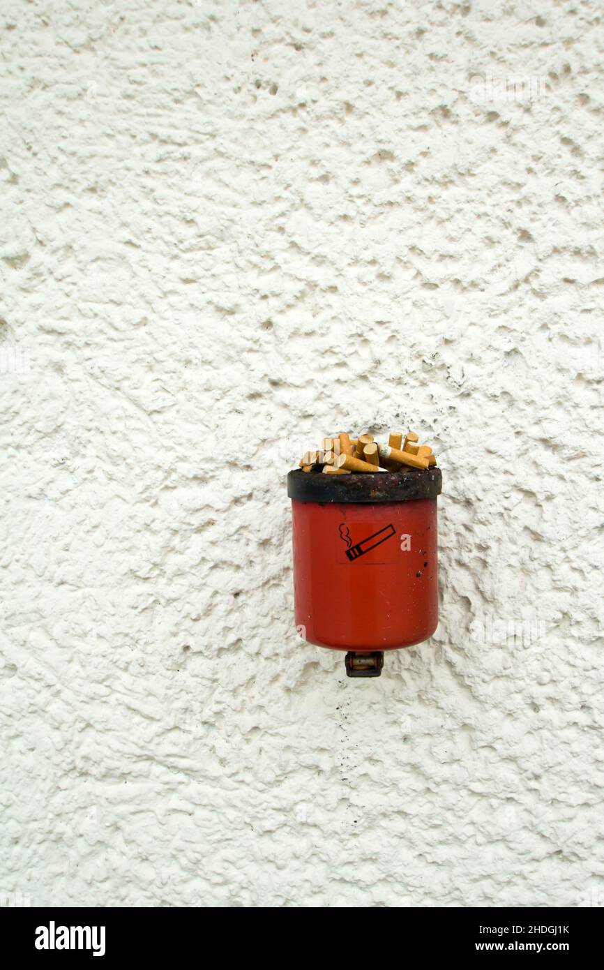 ashtray, cigarette stub, ashtrays, cigarette butts Stock Photo