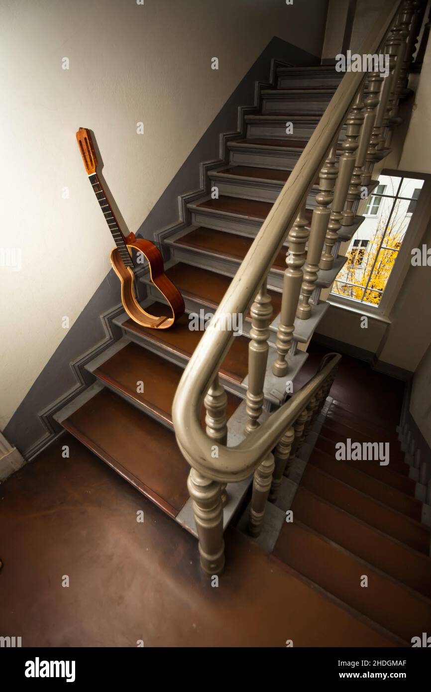 guitar, defect, stairway, guitars, defects, stairways Stock Photo