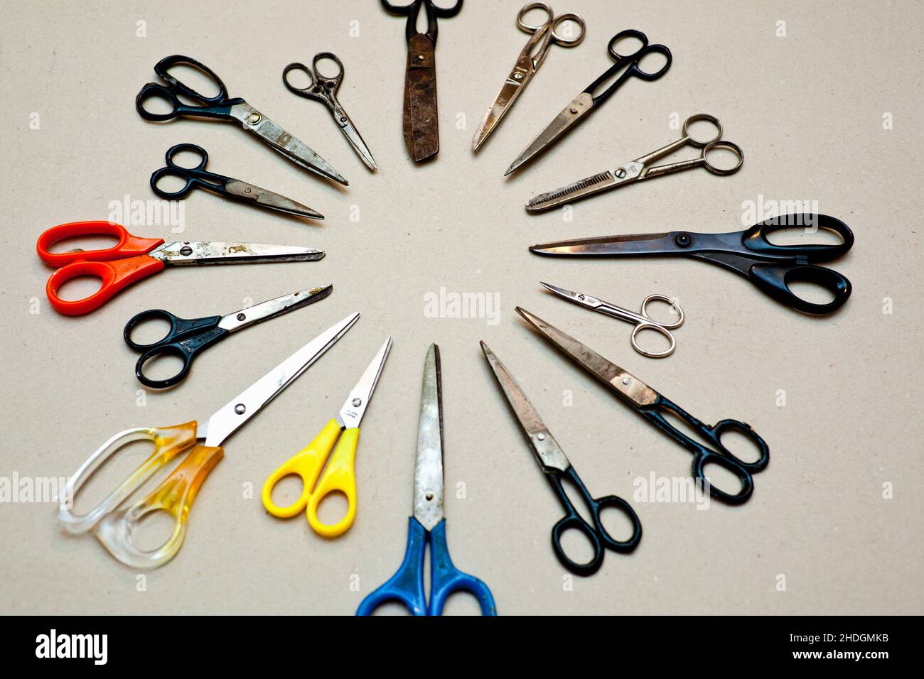 Pruning circular hi-res stock photography and images - Alamy