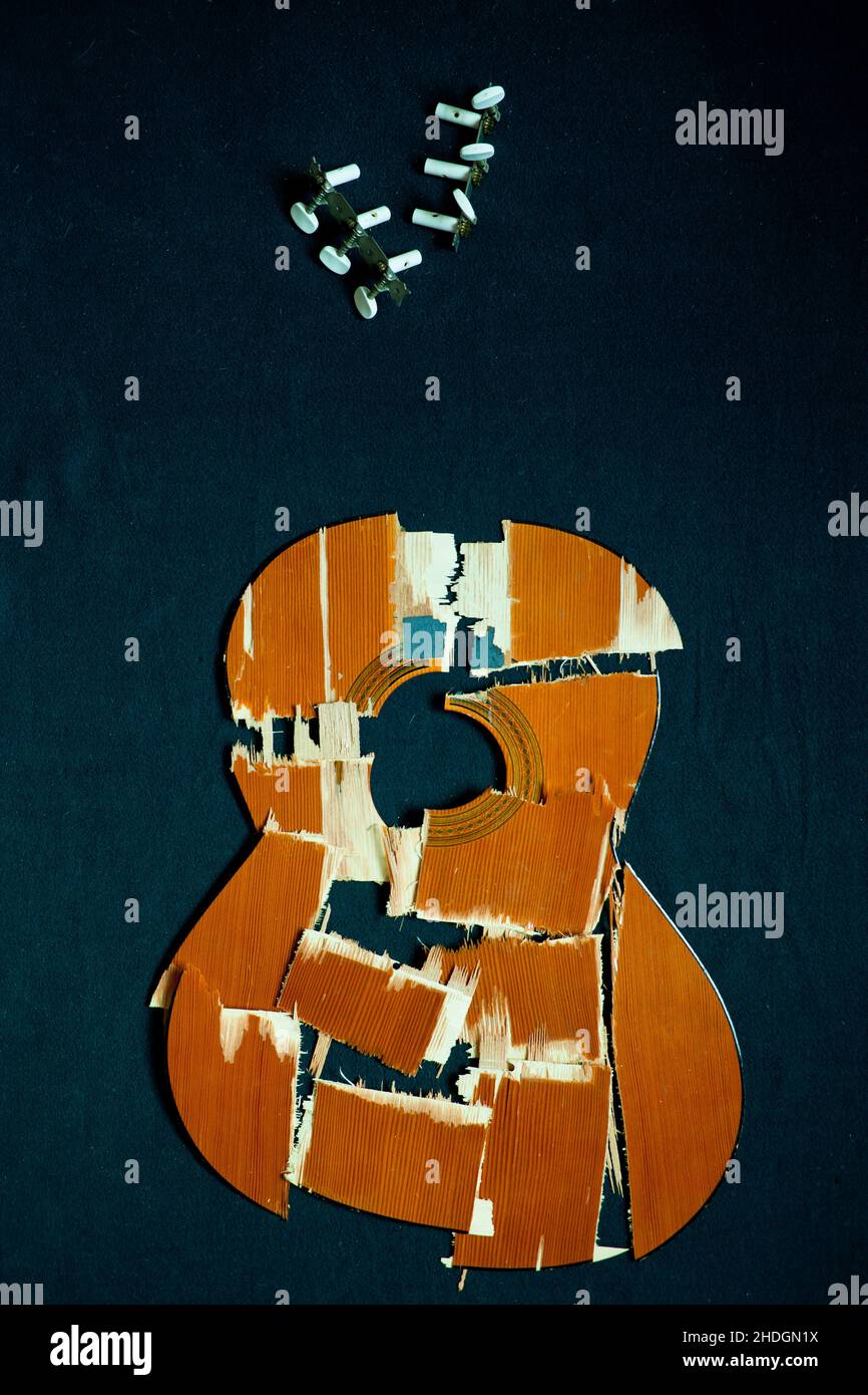 Broken guitar hires stock photography and images Alamy