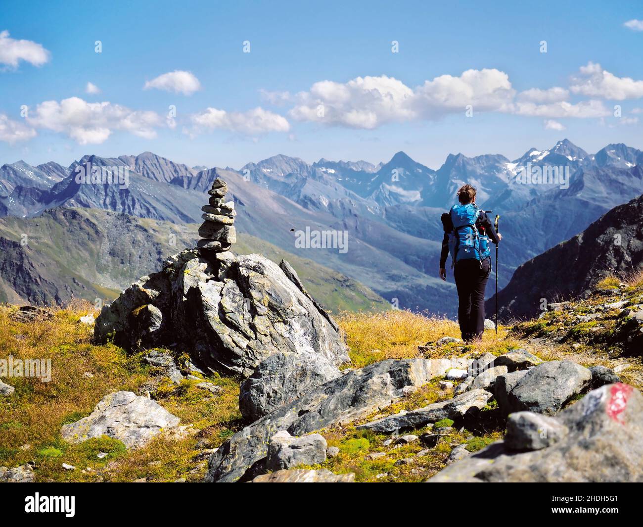 Summit hikes hi-res stock photography and images - Alamy