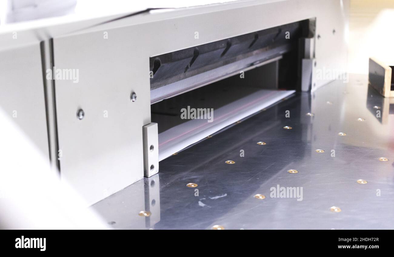 Paper Cutter Printing Shop High Resolution Stock Photography and Images Alamy