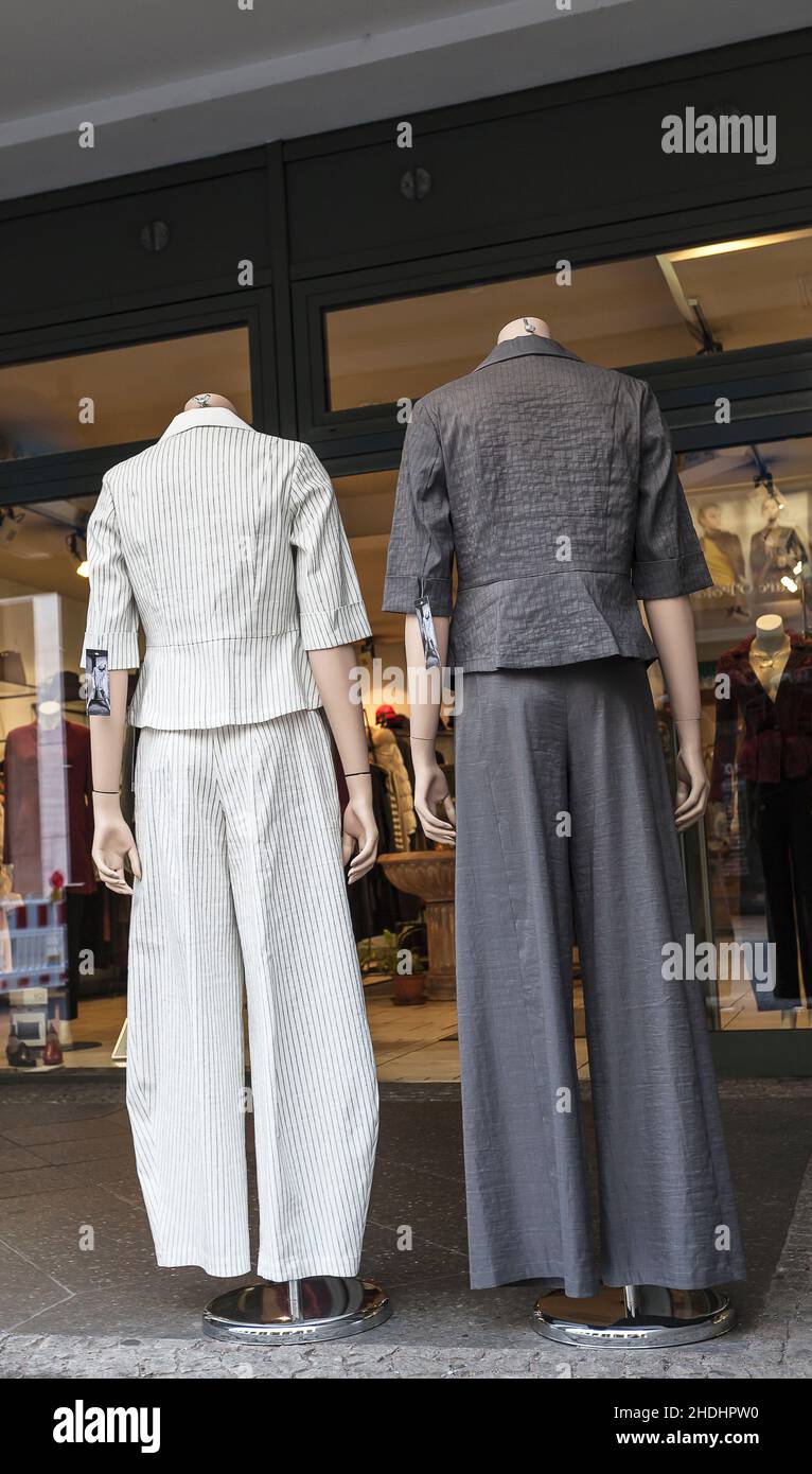 mannequin, shop, in store mannequin, mannequins, retail, shops, in