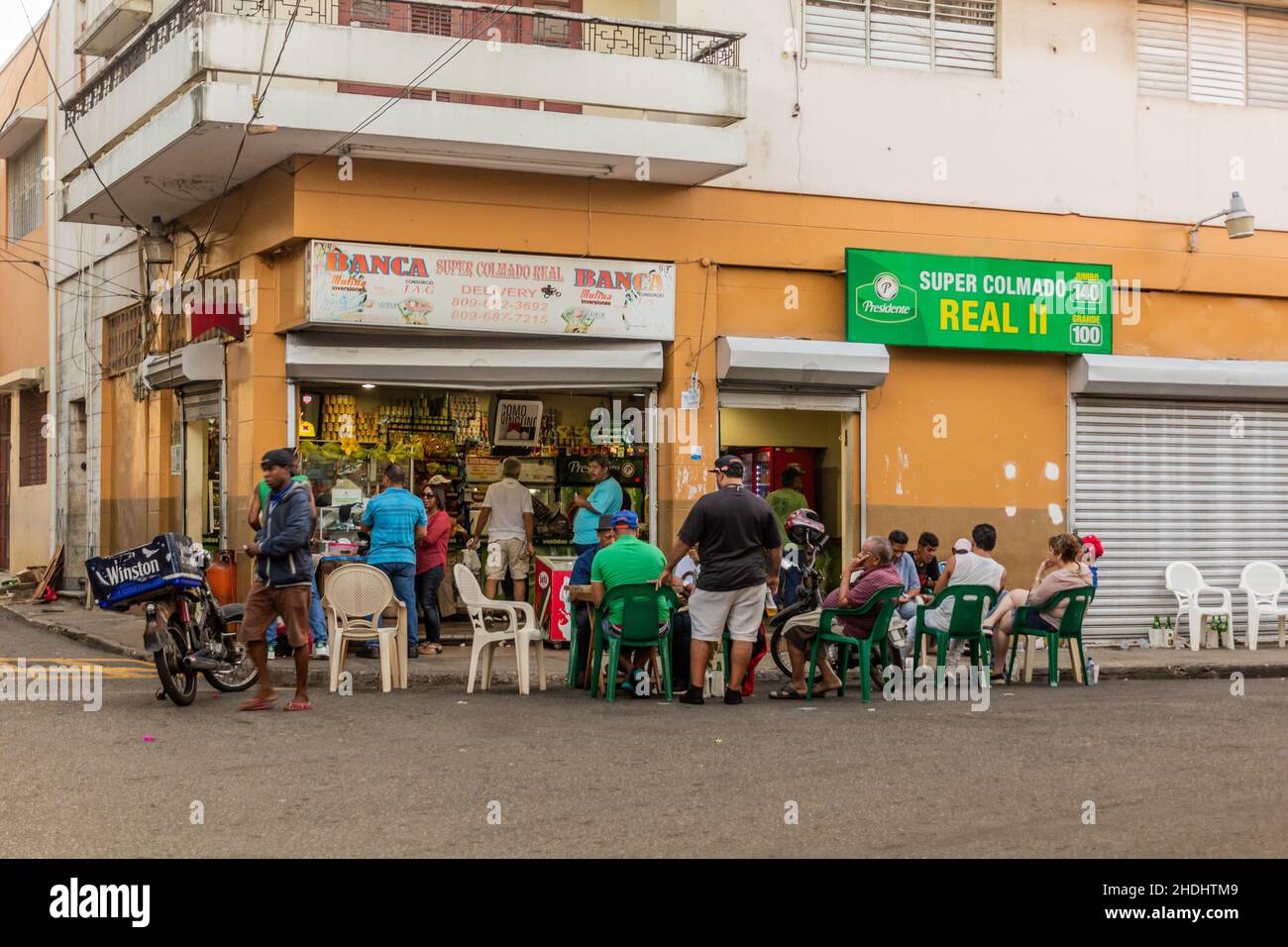 SANTO DOMINGO, DOMINICAN REPUBLIC DECEMBER 2, 2018 Local people