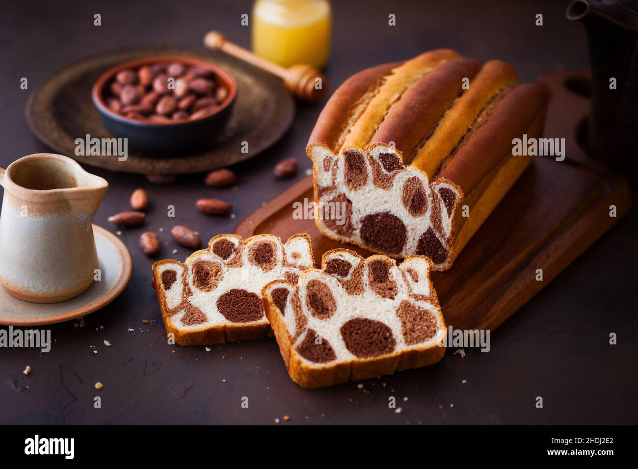 cake, bundt cake, leopard cake, cakes, bundt cakes, deepdish pie, ring