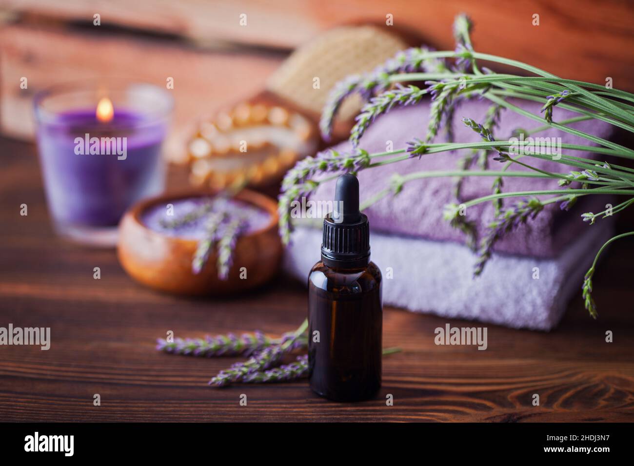 Oil baths hires stock photography and images Alamy