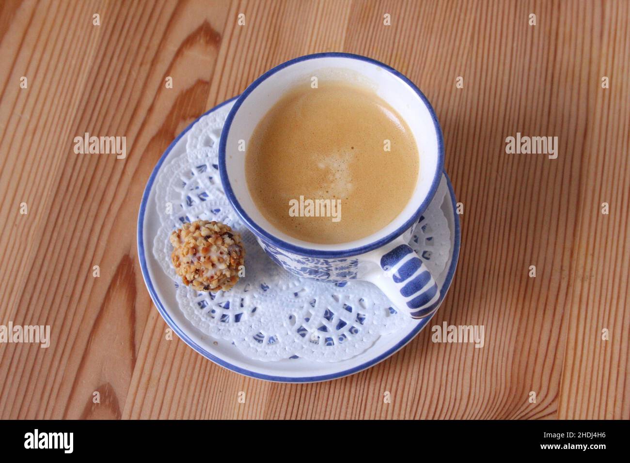 espresso, amarettini, espressos, amarettinis Stock Photo - Alamy