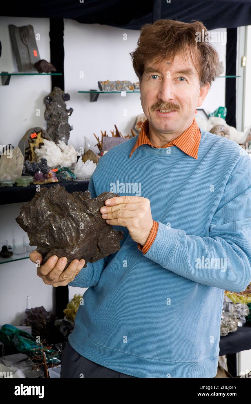 scientist, geologist, mineralogist, scientists, geologists