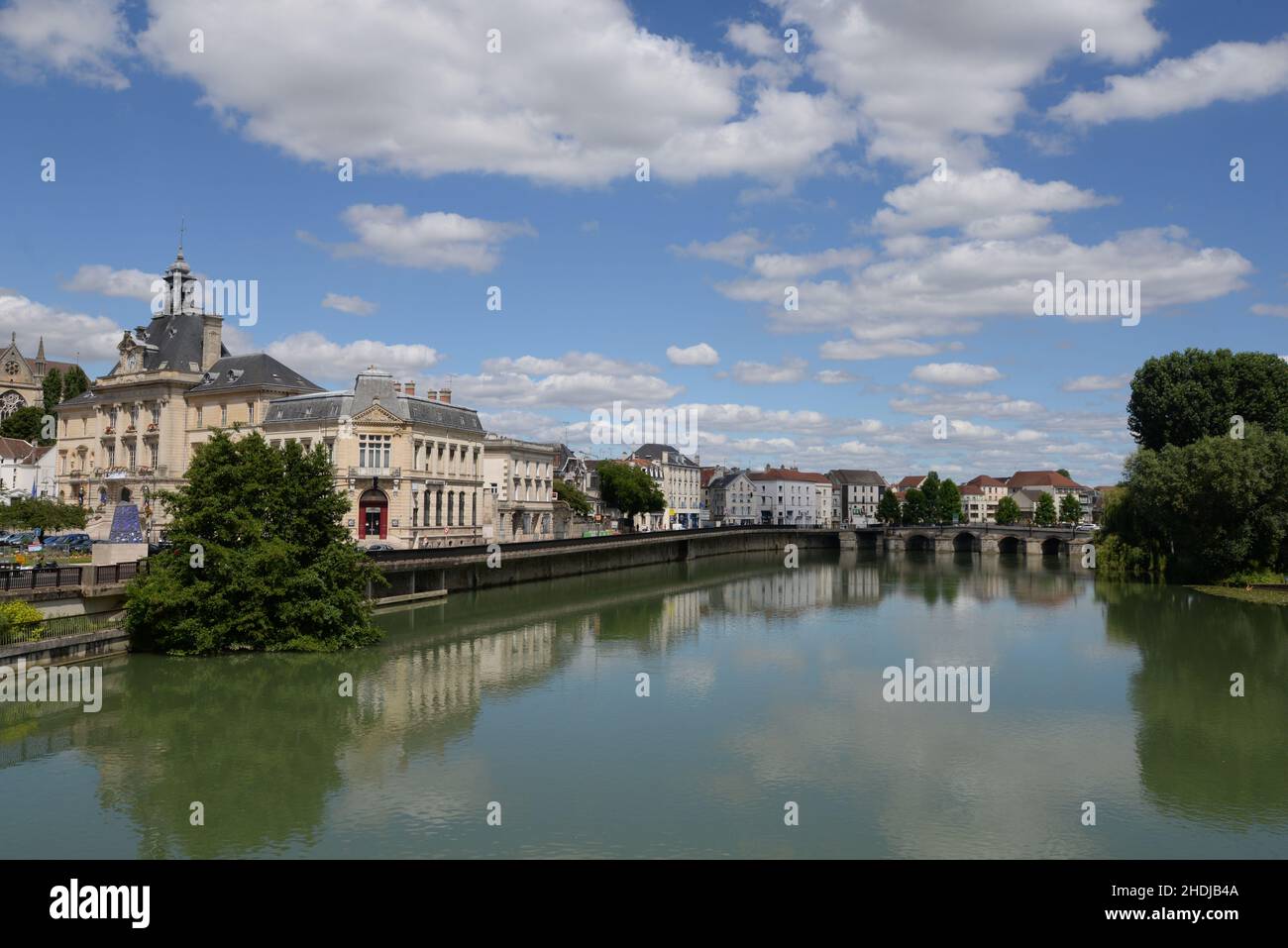 Marne Riiver marne river, meaux, marne rivers Stock Photo - Alamy