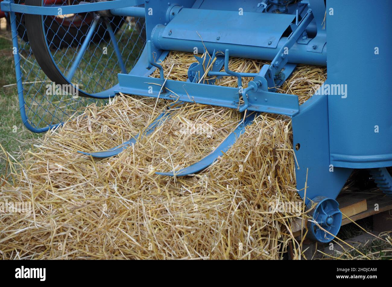 Thresher Ramping Thresher hi-res stock photography and images - Alamy