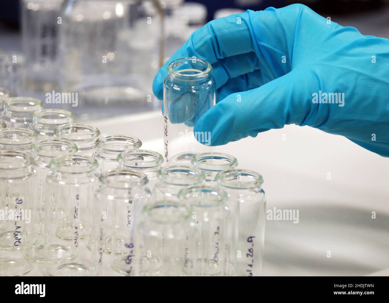 chemistry, laboratory, test tube, chemistries, laboratories, test tubes