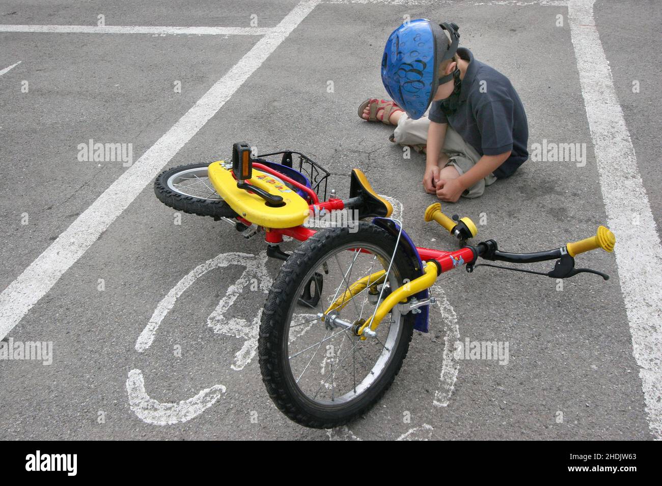 boy, injured, bicycle accident, boys, injureds, accident, accidents, bicycle accidents Stock Photo