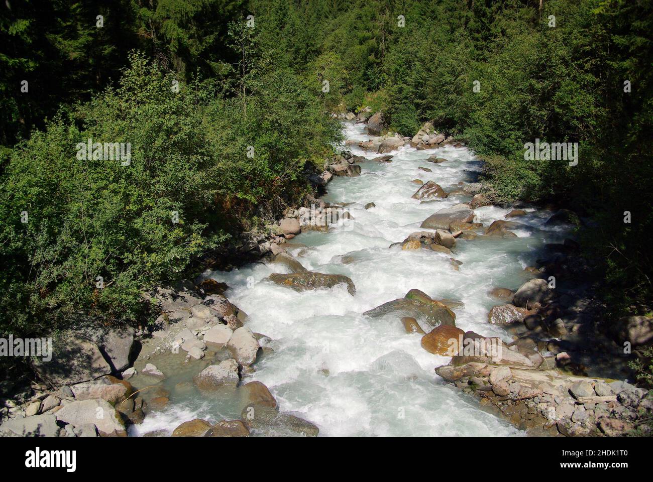 Landscape mountain river stream hi-res stock photography and images - Alamy