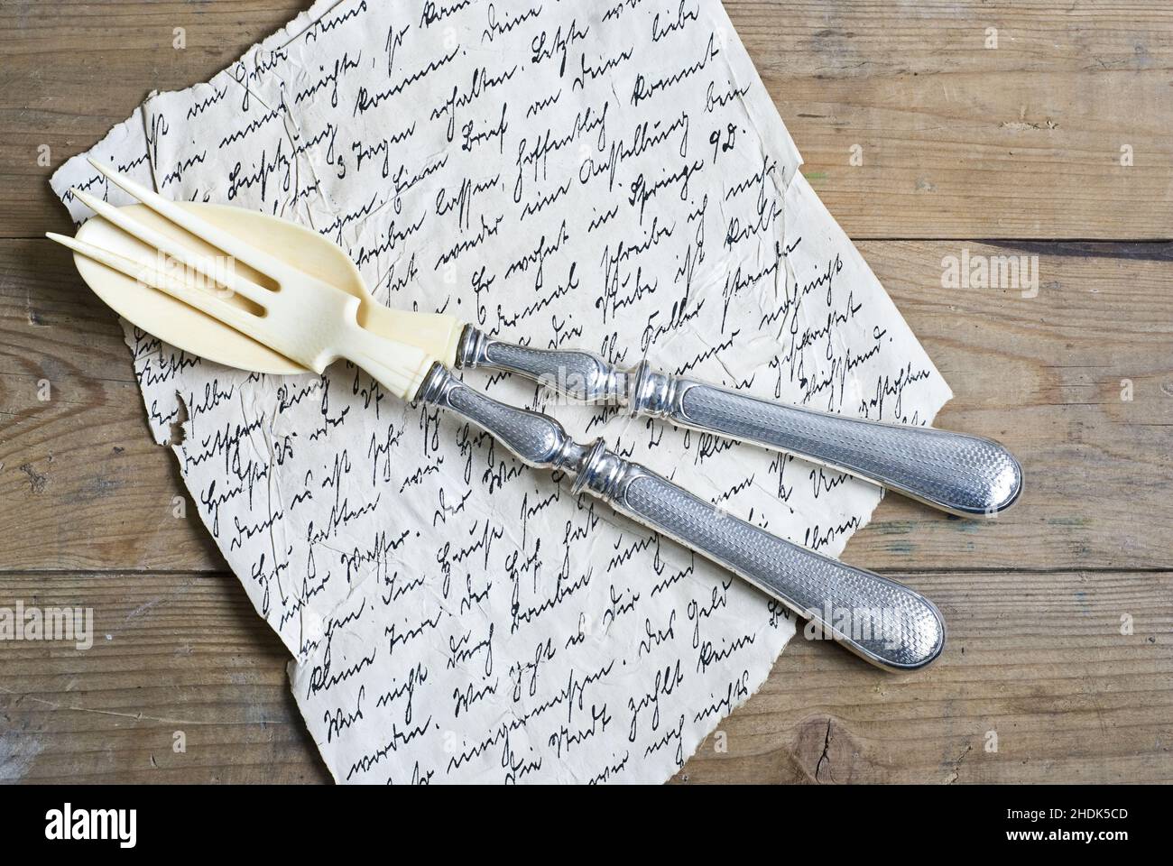 Met All Silver Sterlin Pewter Polish Instantly Shines Cleans Polishes