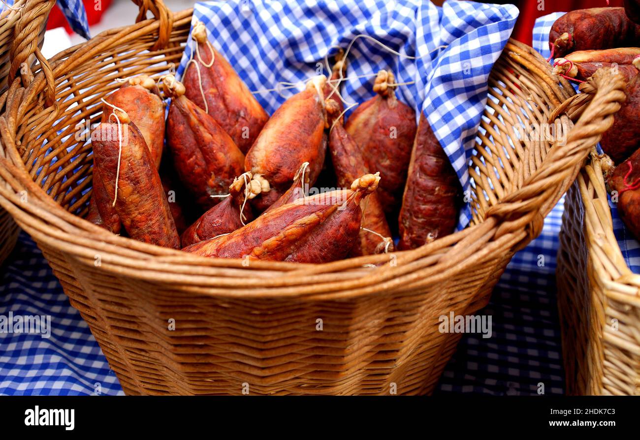 sausage, sausages, sausage basket, sausage baskets Stock Photo Alamy