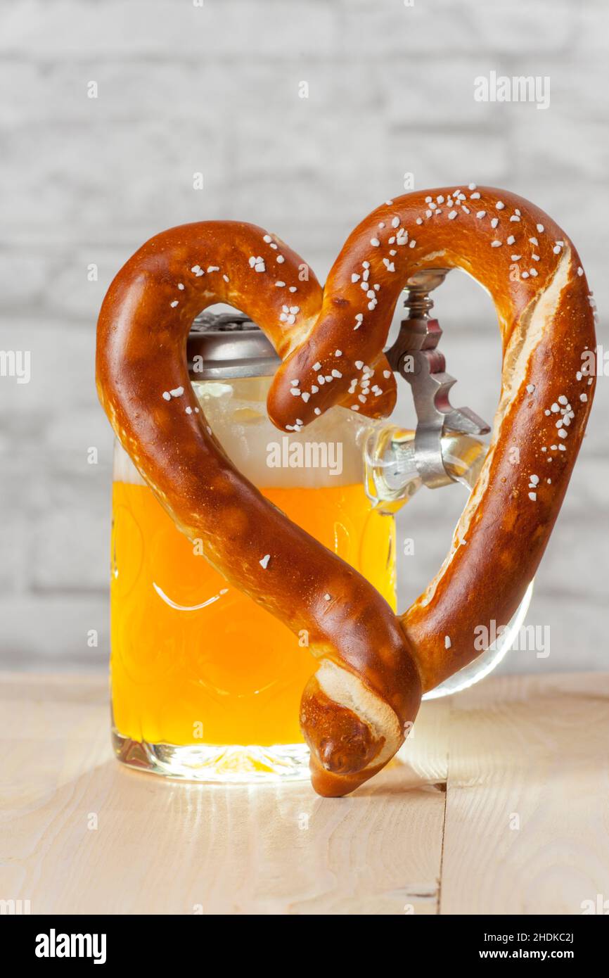 beer, heart, pretzel salt, beers, hearts, pretzel salts Stock Photo Alamy