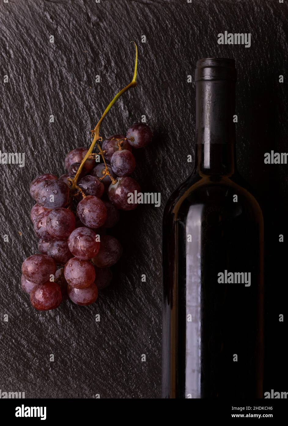 grapes, red wine, grape, red wines Stock Photo Alamy
