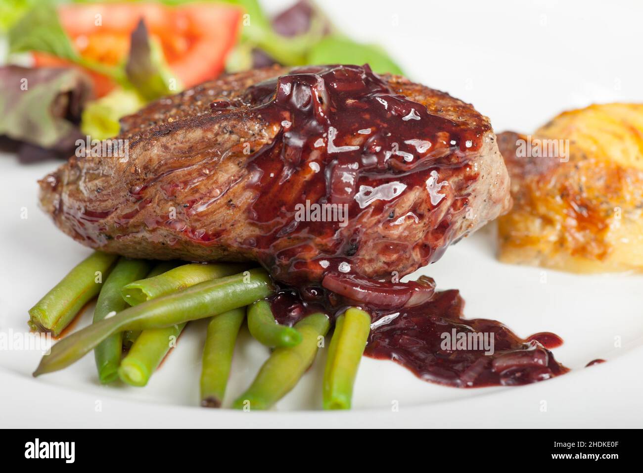 beef steak, beef, red wine sauce, beef steaks, beefs, red wine sauces
