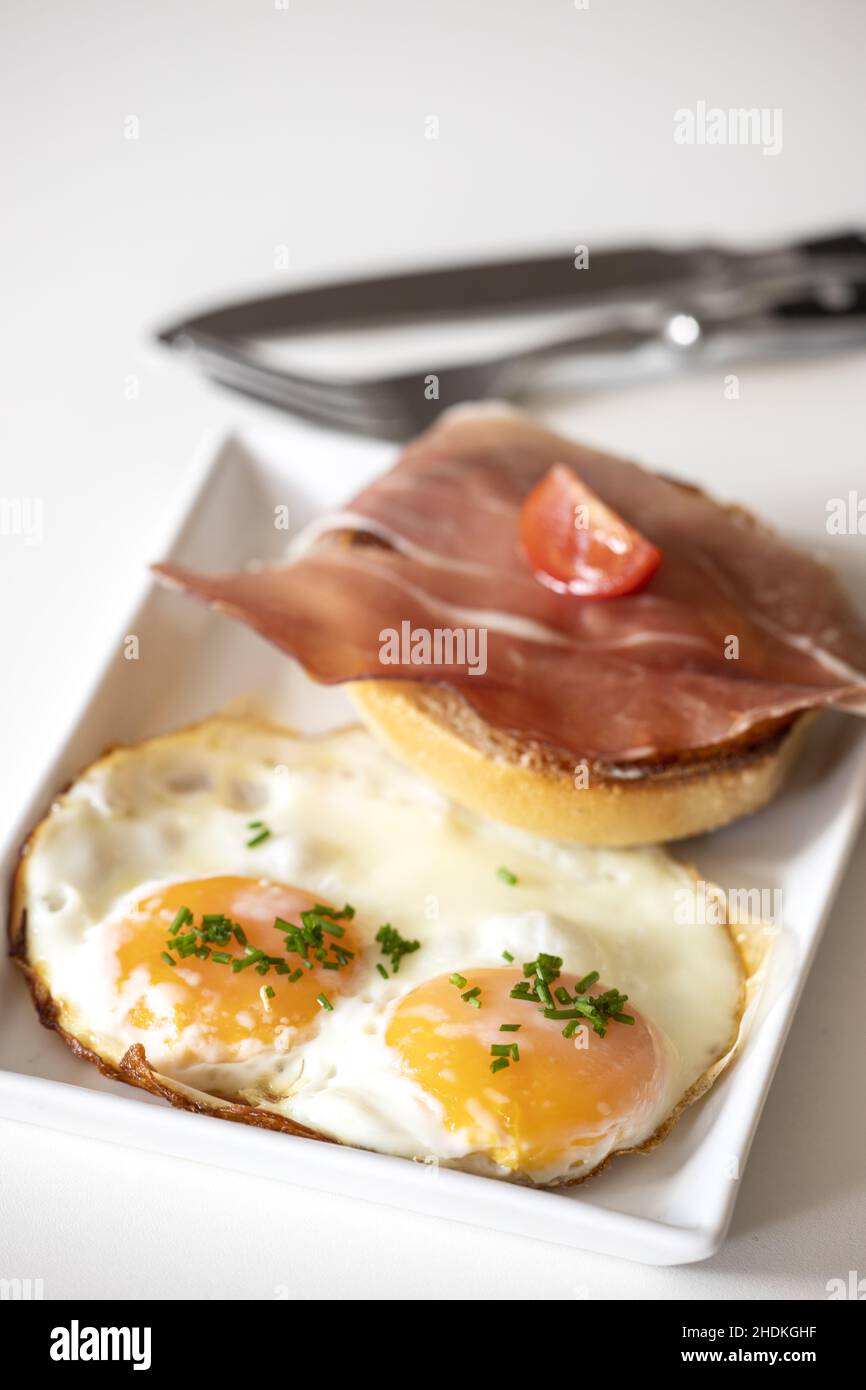 breakfast, fried egg, ham sandwiches, breakfasts, fried eggs, ham