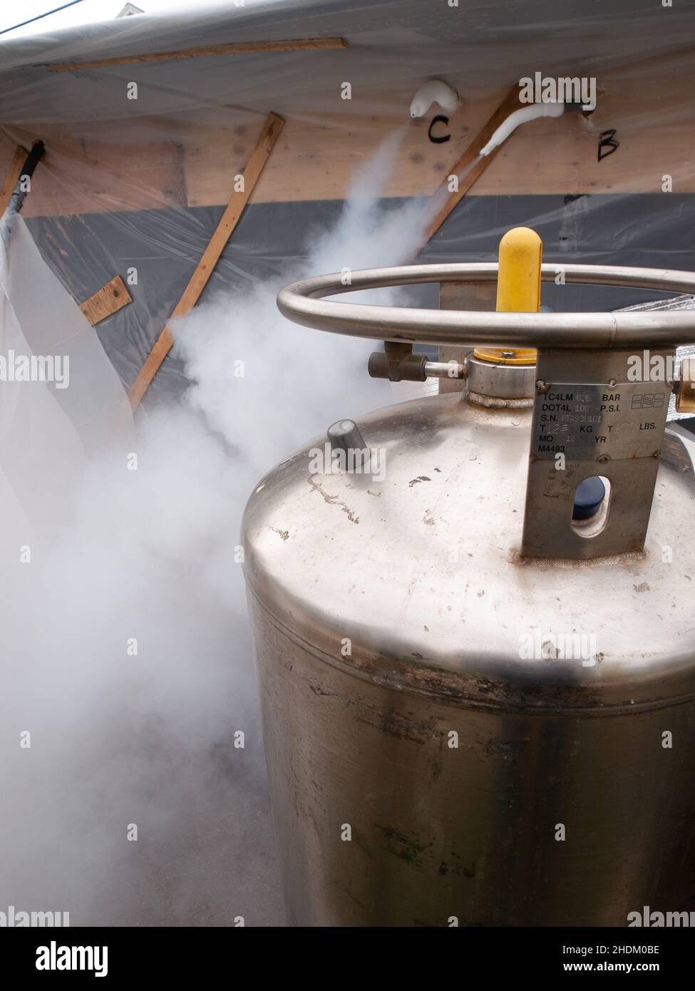 Liquid Nitrogen Tanks LNO2 with offgassing. Liquid nitrogen—LN2 Stock