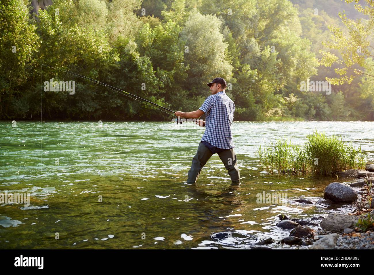 Fisherman guy hi-res stock photography and images - Page 5 - Alamy